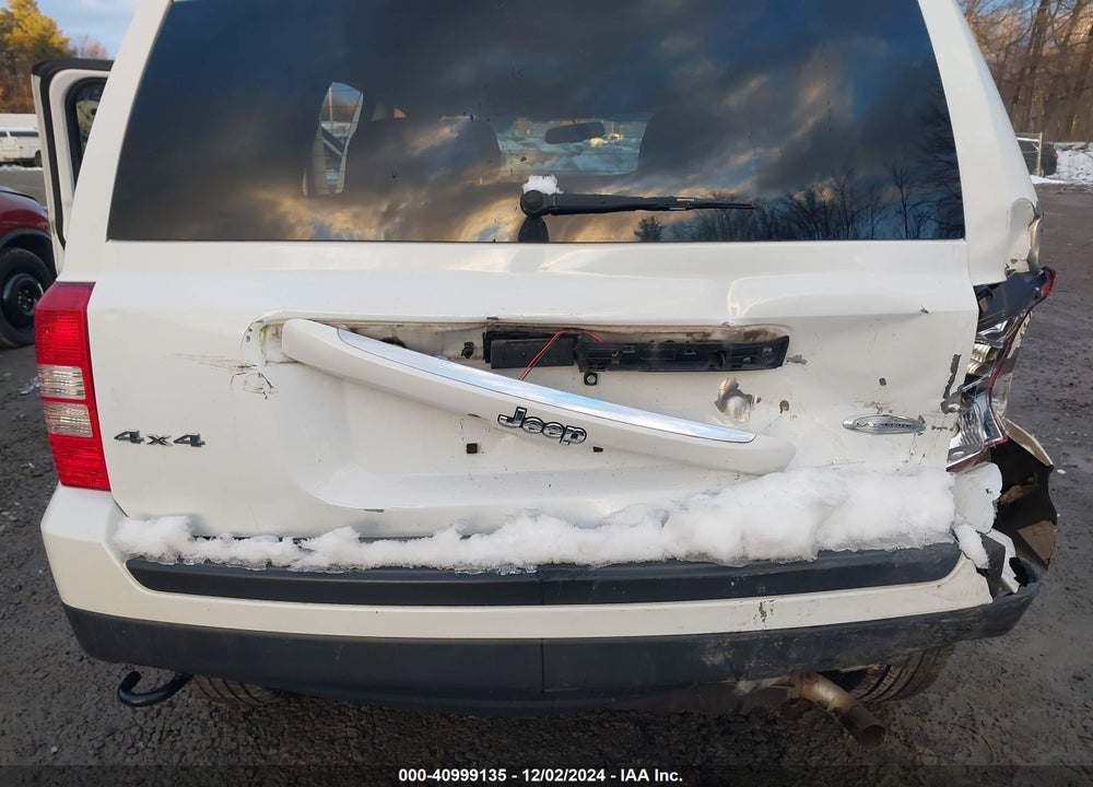 2016 JEEP PATRIOT LATITUDE VIN: 1C4NJRFB0GD672370