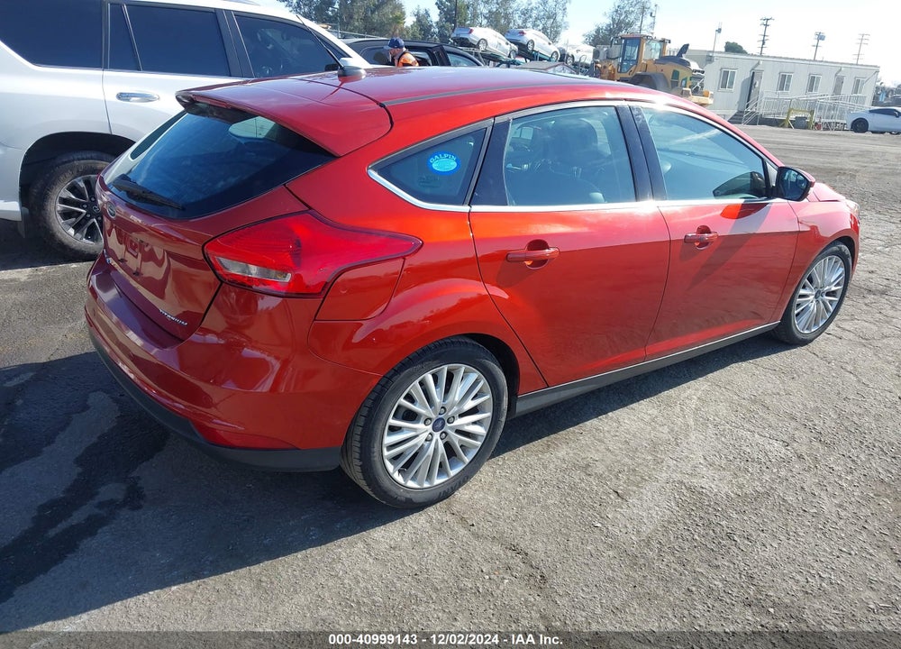 2018 FORD FOCUS TITANIUM VIN: 1FADP3N2XJL289872