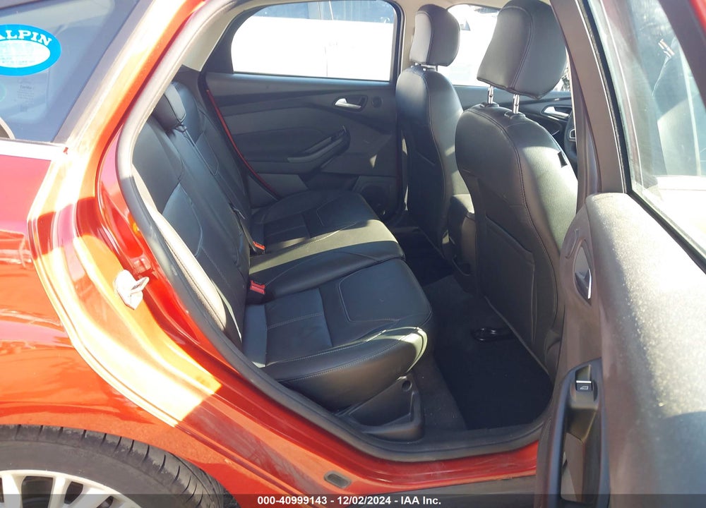 2018 FORD FOCUS TITANIUM VIN: 1FADP3N2XJL289872