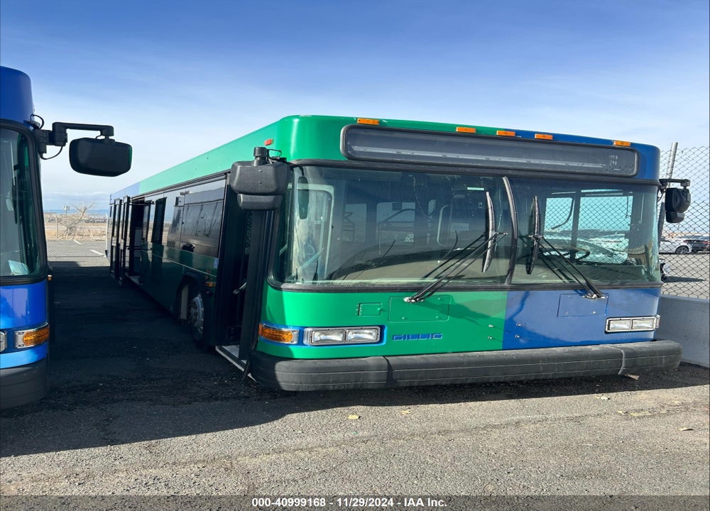 2007 GILLIG TRANSIT BUS LOW VIN: 15GGD271271078807