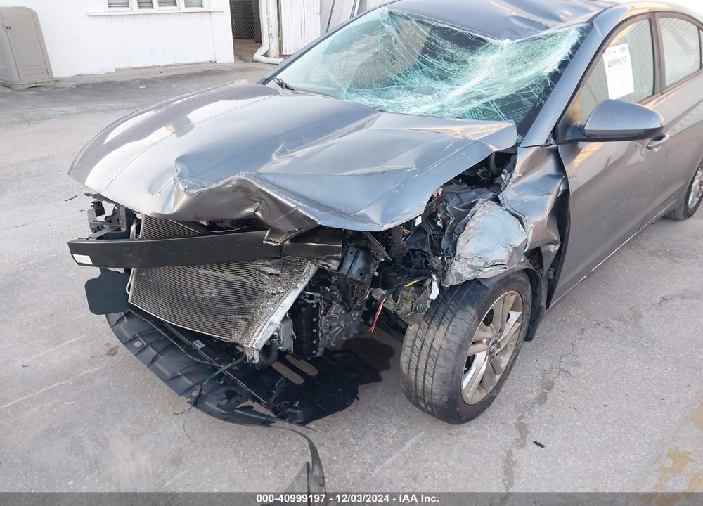 2019 HYUNDAI ELANTRA VIN: 5NPD84LF7KH443625