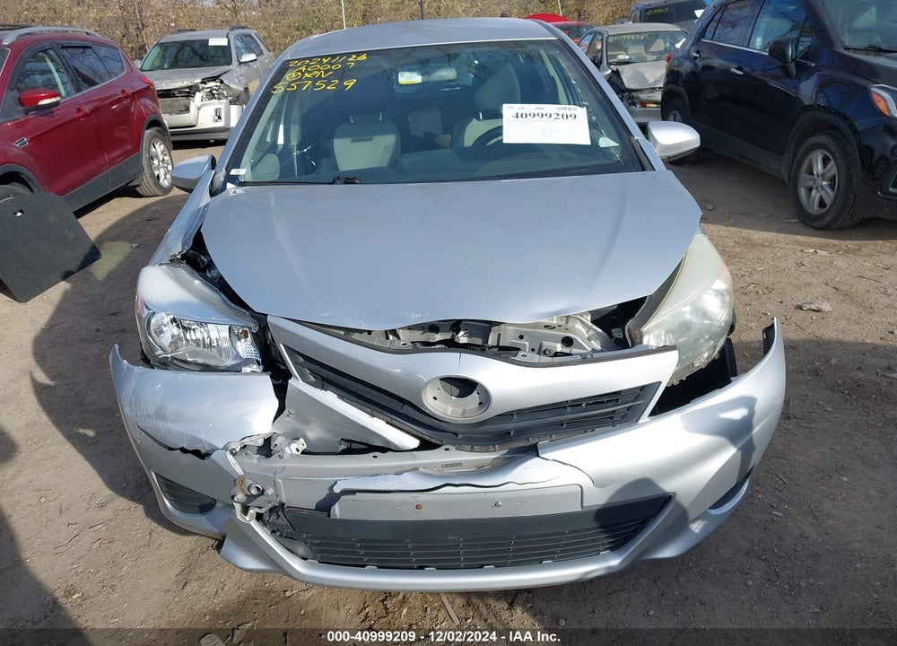 2013 TOYOTA YARIS LE VIN: JTDKTUD37DD557529