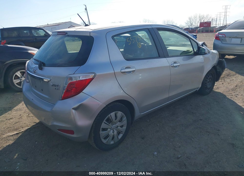 2013 TOYOTA YARIS LE VIN: JTDKTUD37DD557529