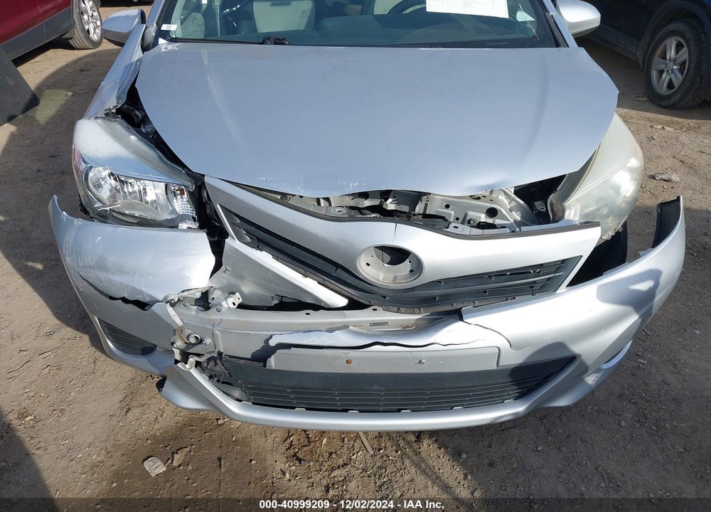 2013 TOYOTA YARIS LE VIN: JTDKTUD37DD557529