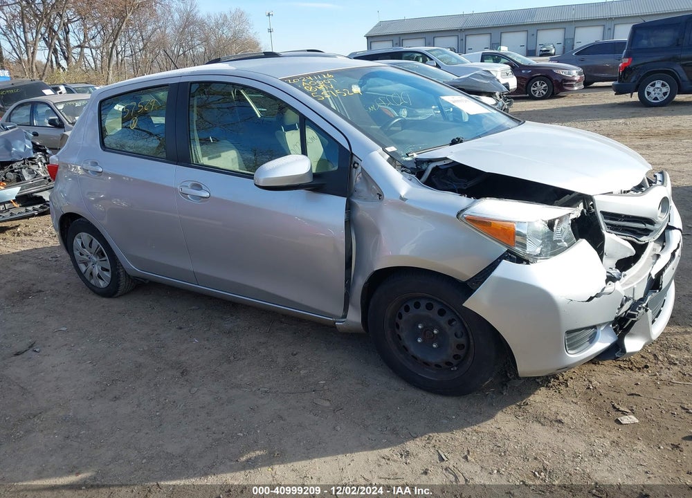 2013 TOYOTA YARIS LE VIN: JTDKTUD37DD557529