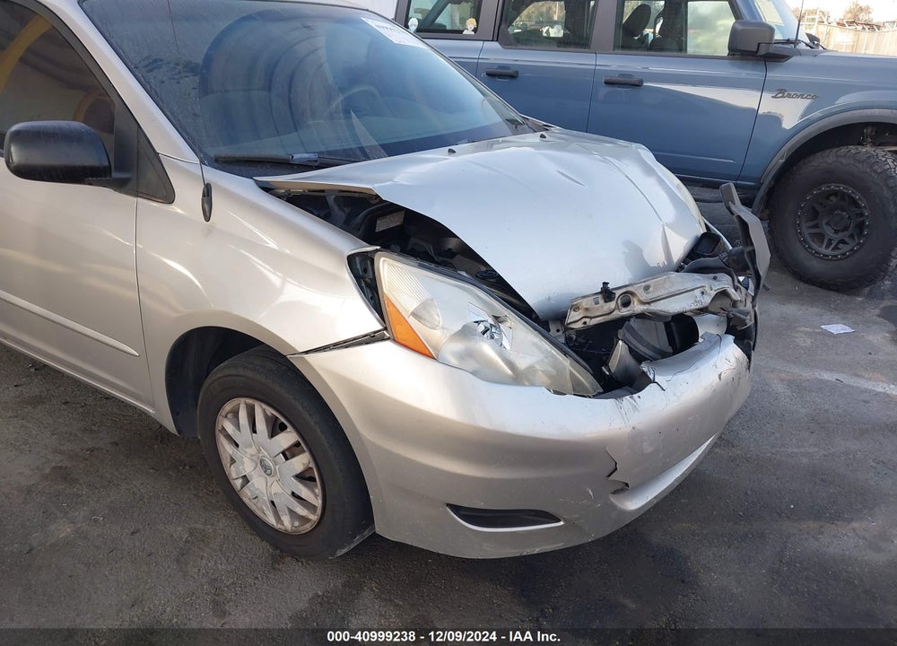 2010 TOYOTA SIENNA CE VIN: 5TDKK4CC0AS305013