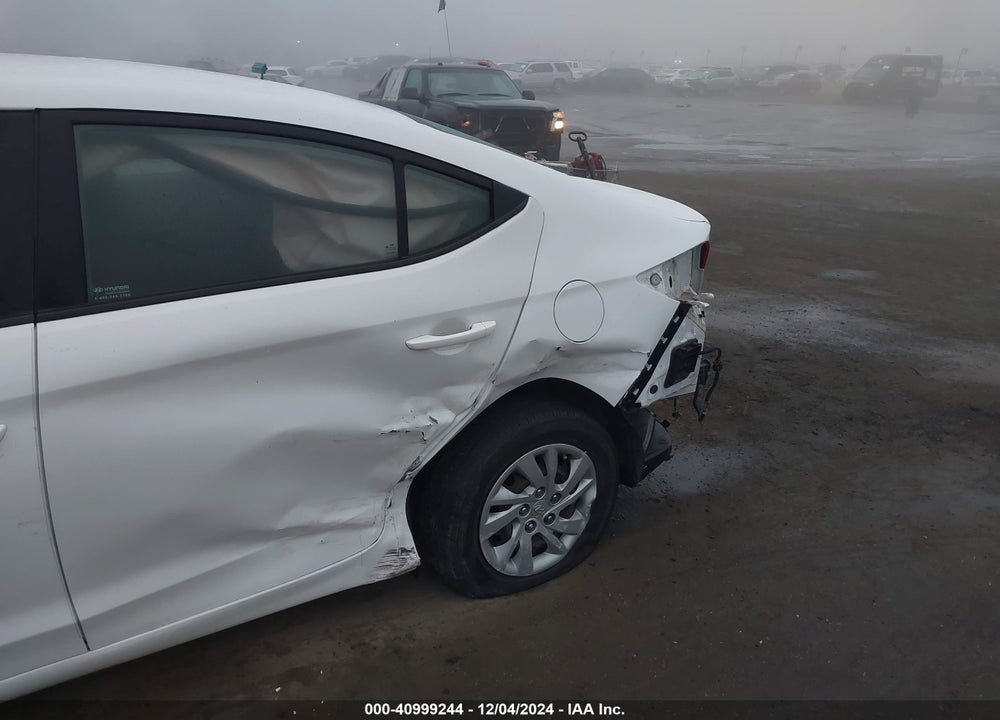 2019 HYUNDAI ELANTRA VIN: 5NPD74LF9KH432726