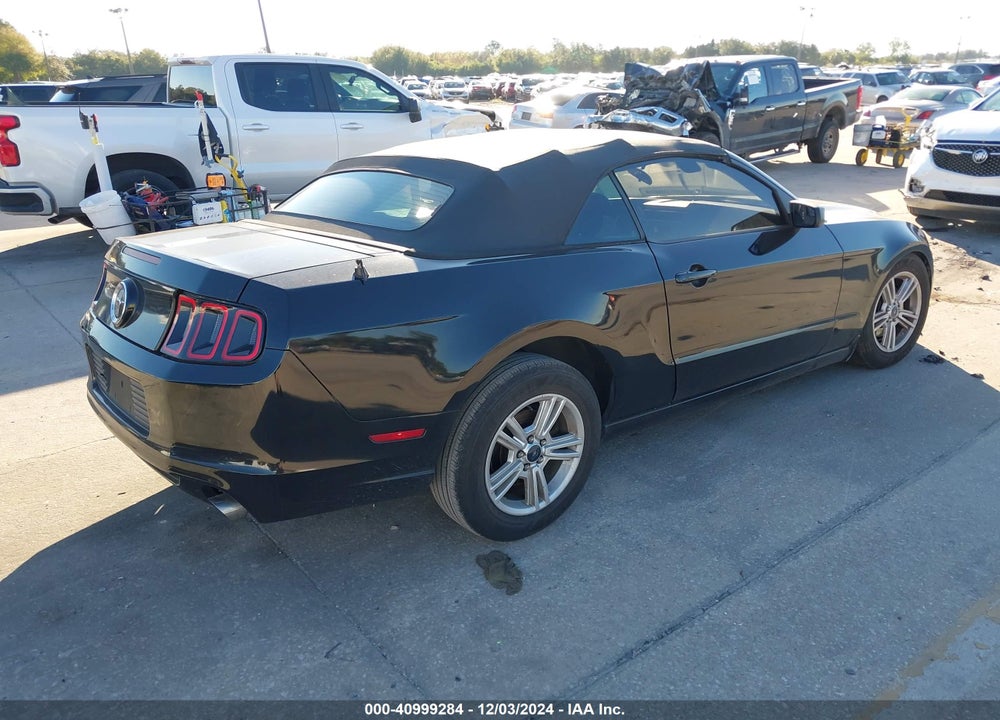 2014 FORD MUSTANG V6 VIN: 1ZVBP8EM8E5292065