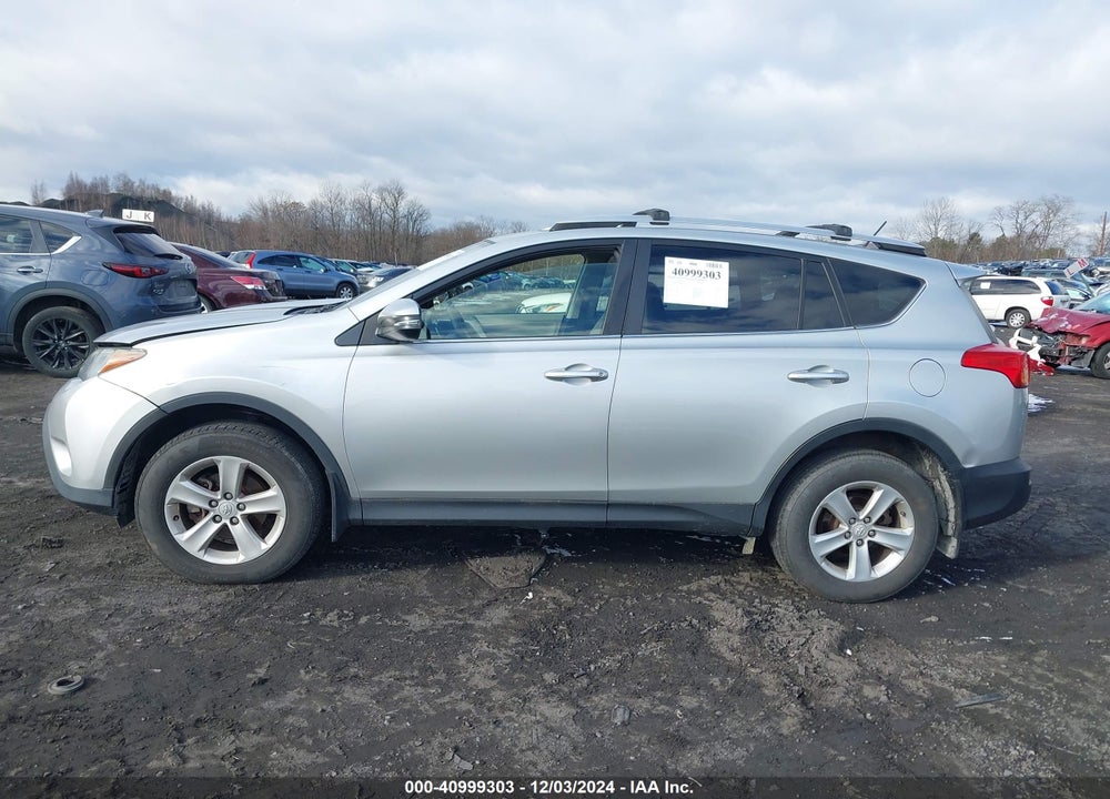 2013 TOYOTA RAV4 XLE VIN: JTMRFREV9DD007932