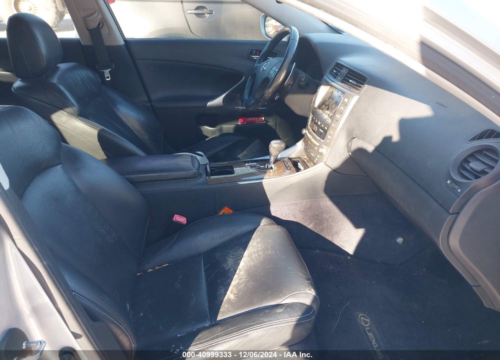 2010 LEXUS IS 250 VIN: JTHCF5C26A2033191