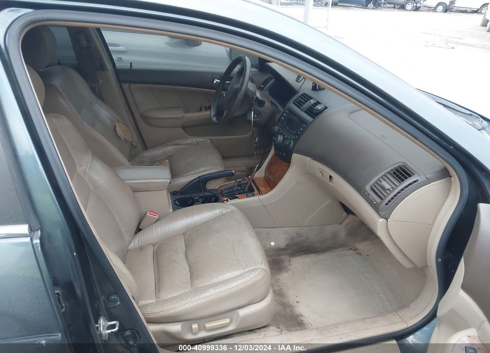 2004 HONDA ACCORD 3.0 EX VIN: 1HGCM66544A057245