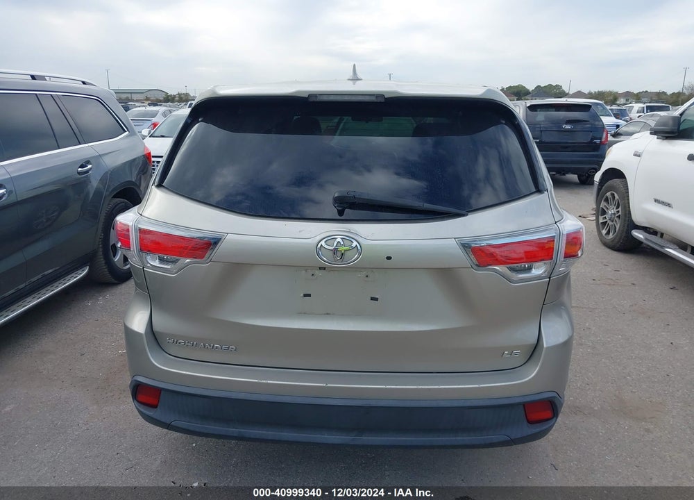 2014 TOYOTA HIGHLANDER LE PLUS V6 VIN: 5TDZKRFH4ES021344