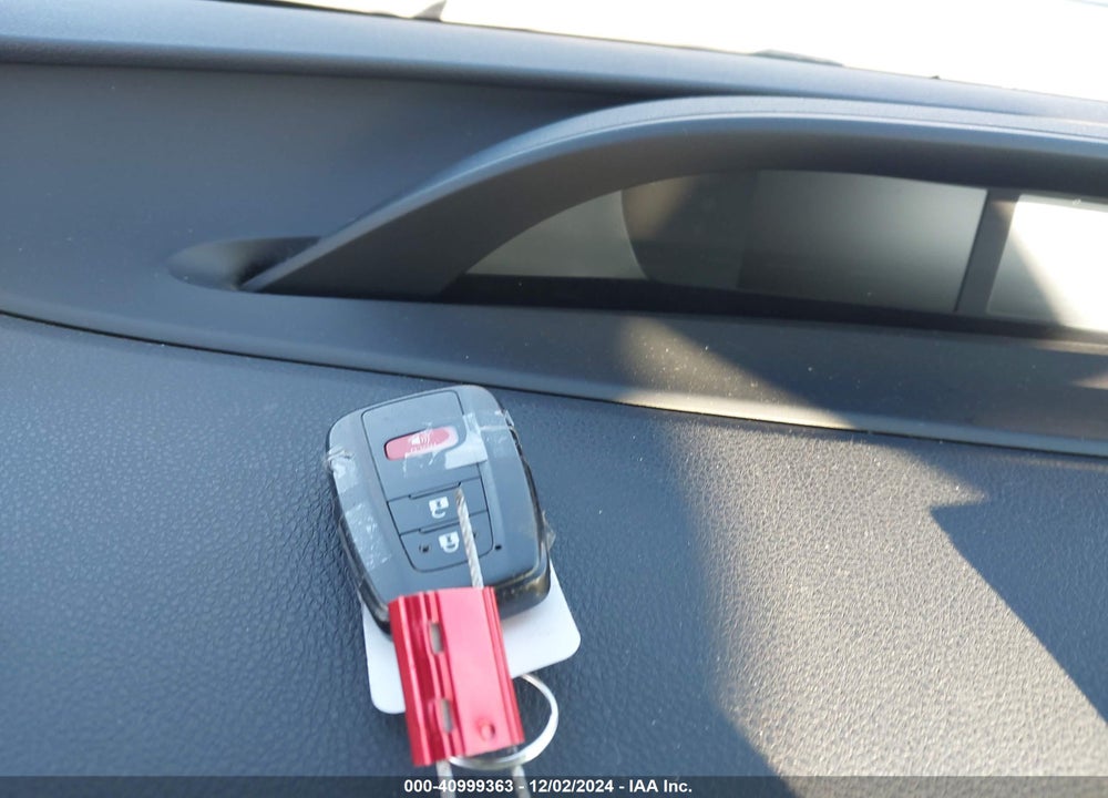 2019 TOYOTA PRIUS LE VIN: JTDKARFU7K3070584