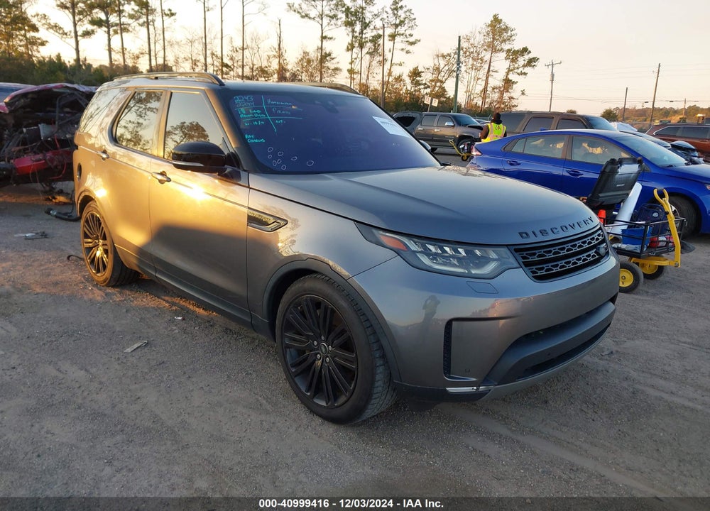2018 LAND ROVER DISCOVERY HSE LUXURY VIN: SALRT2RV4JA067410