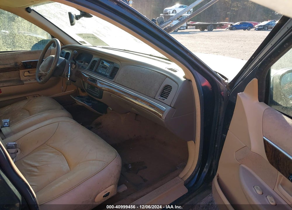 1998 MERCURY GRAND MARQUIS VIN: 2MEFM75W1WX649237