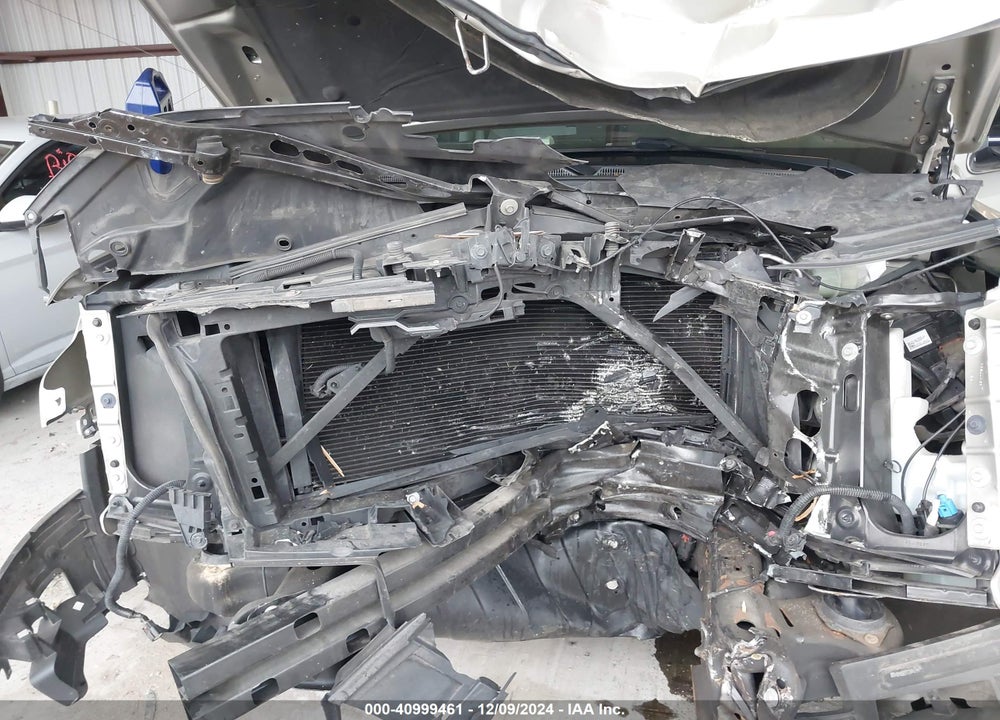 2016 CHEVROLET SUBURBAN LT VIN: 1GNSCHKC5GR257772