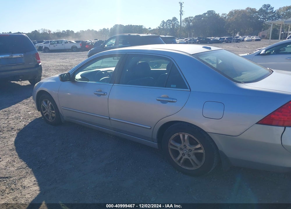 2007 HONDA ACCORD VIN: 1HGCM56727A051119