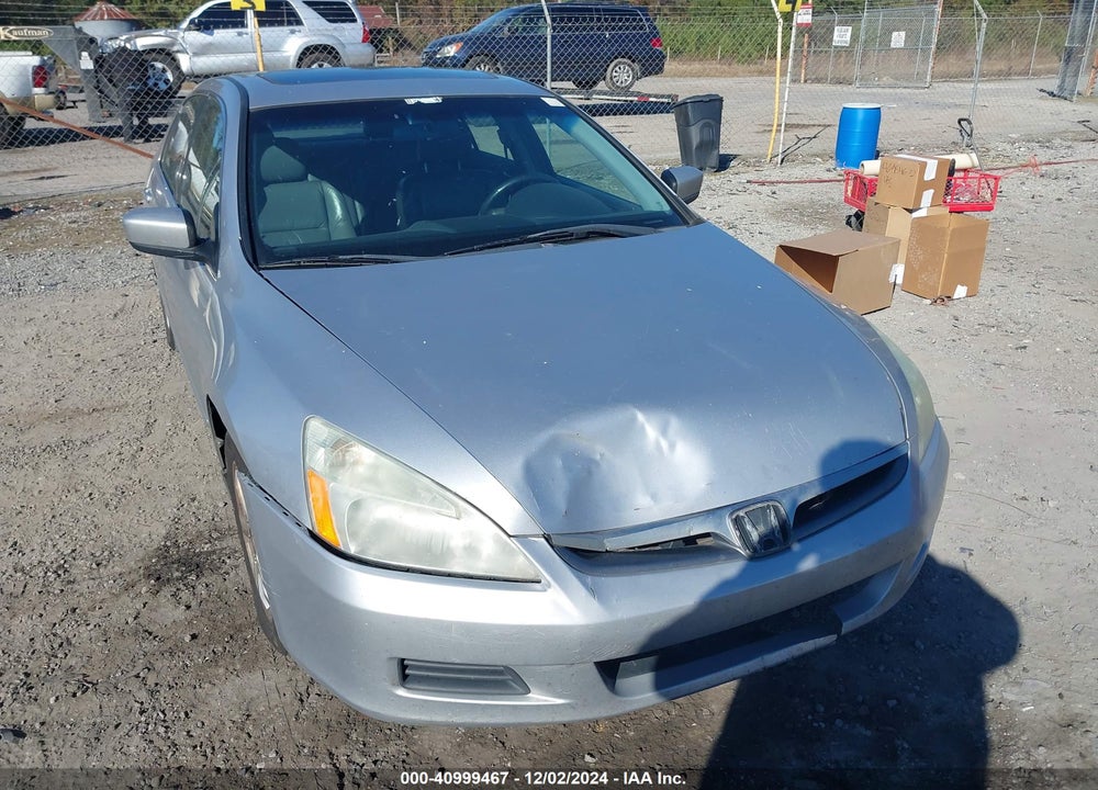 2007 HONDA ACCORD VIN: 1HGCM56727A051119