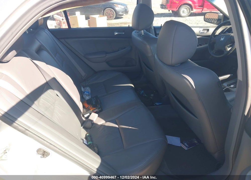 2007 HONDA ACCORD VIN: 1HGCM56727A051119