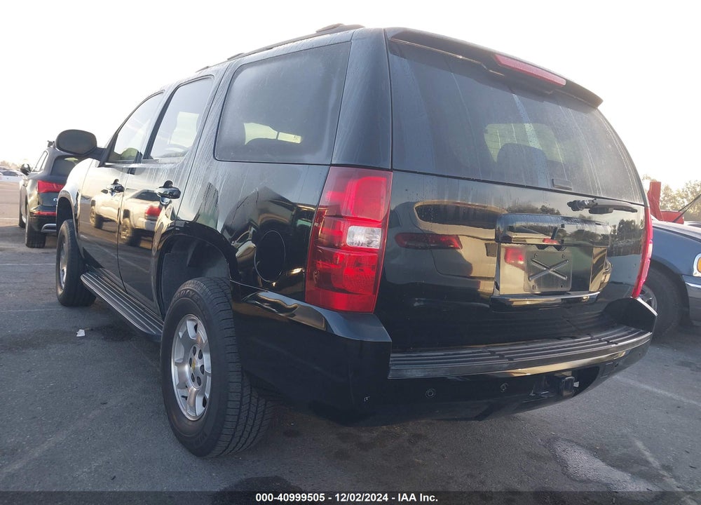 2007 CHEVROLET TAHOE LT VIN: 1GNFC13067R348210