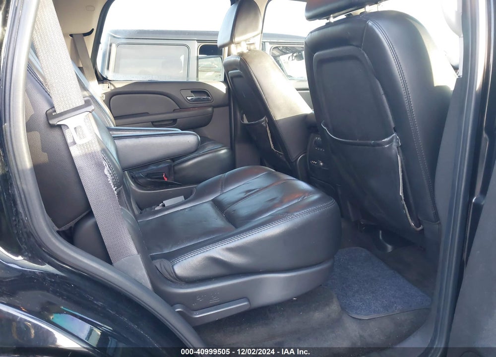2007 CHEVROLET TAHOE LT VIN: 1GNFC13067R348210