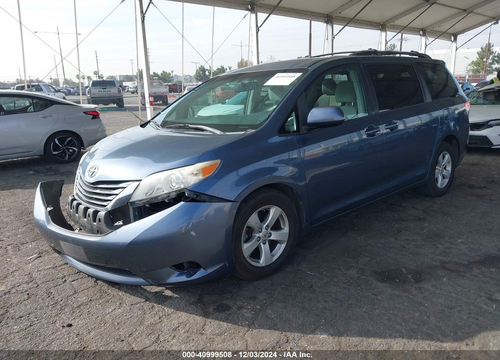2013 TOYOTA SIENNA LE V6 8 PASSENGER VIN: 5TDKK3DC0DS395731