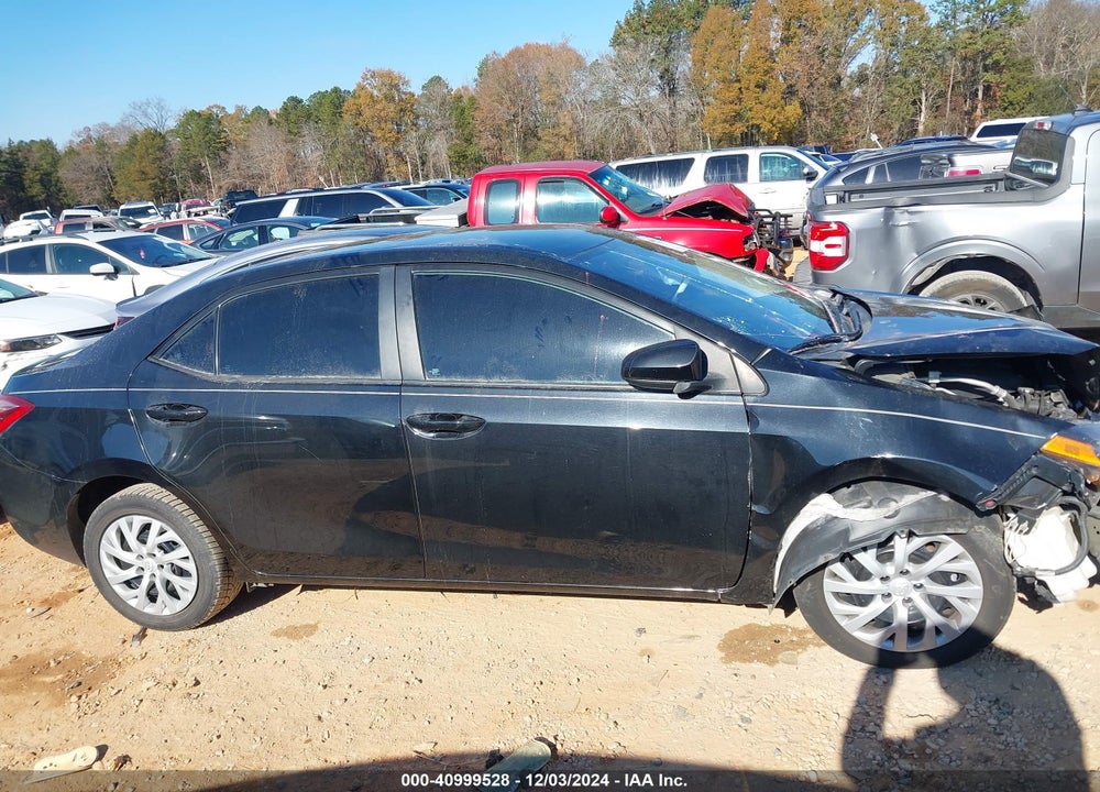2018 TOYOTA COROLLA VIN: 5YFBURHE6JP756876