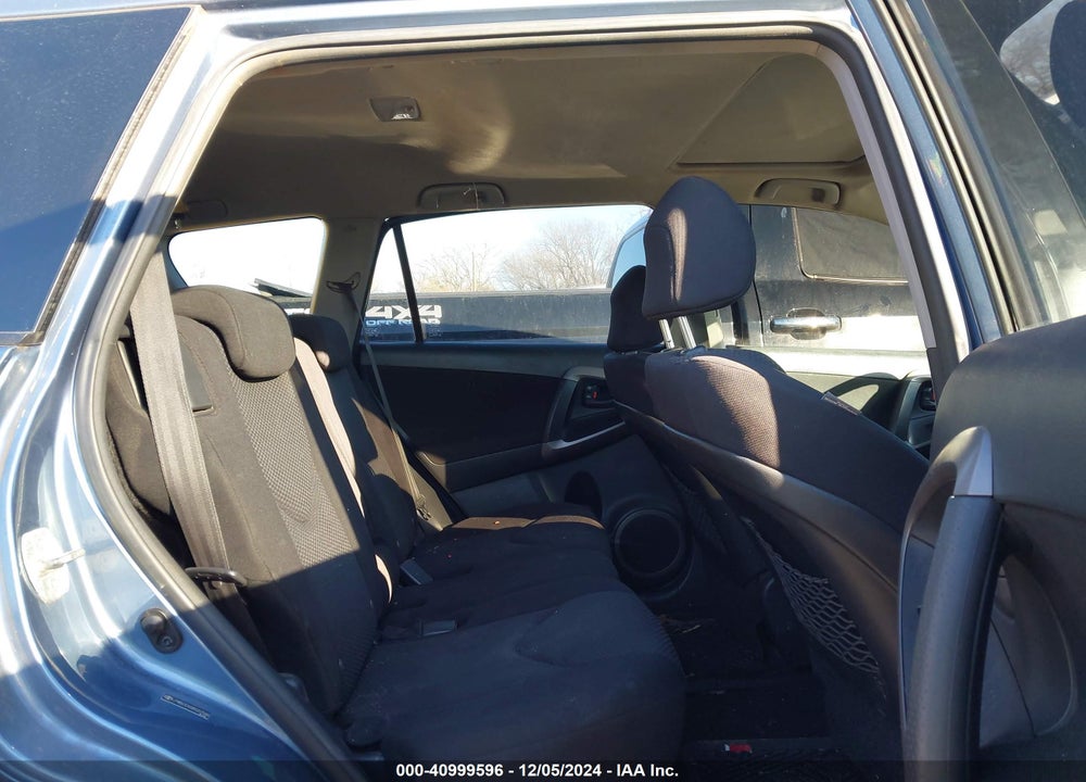 2008 TOYOTA RAV4 SPORT VIN: JTMBD32V085207588