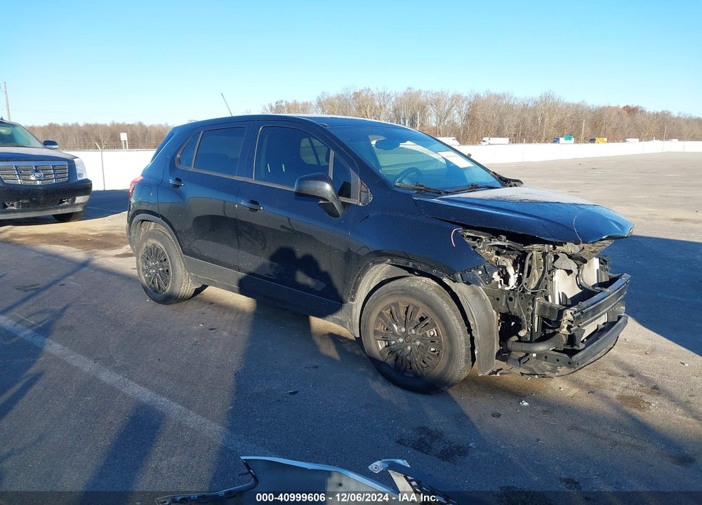 2018 CHEVROLET TRAX LS VIN: 3GNCJKSB6JL349650