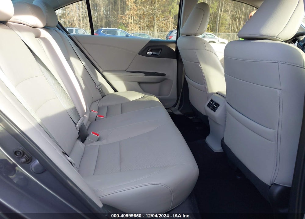 2016 HONDA ACCORD TOURING VIN: 1HGCR3F92GA033002