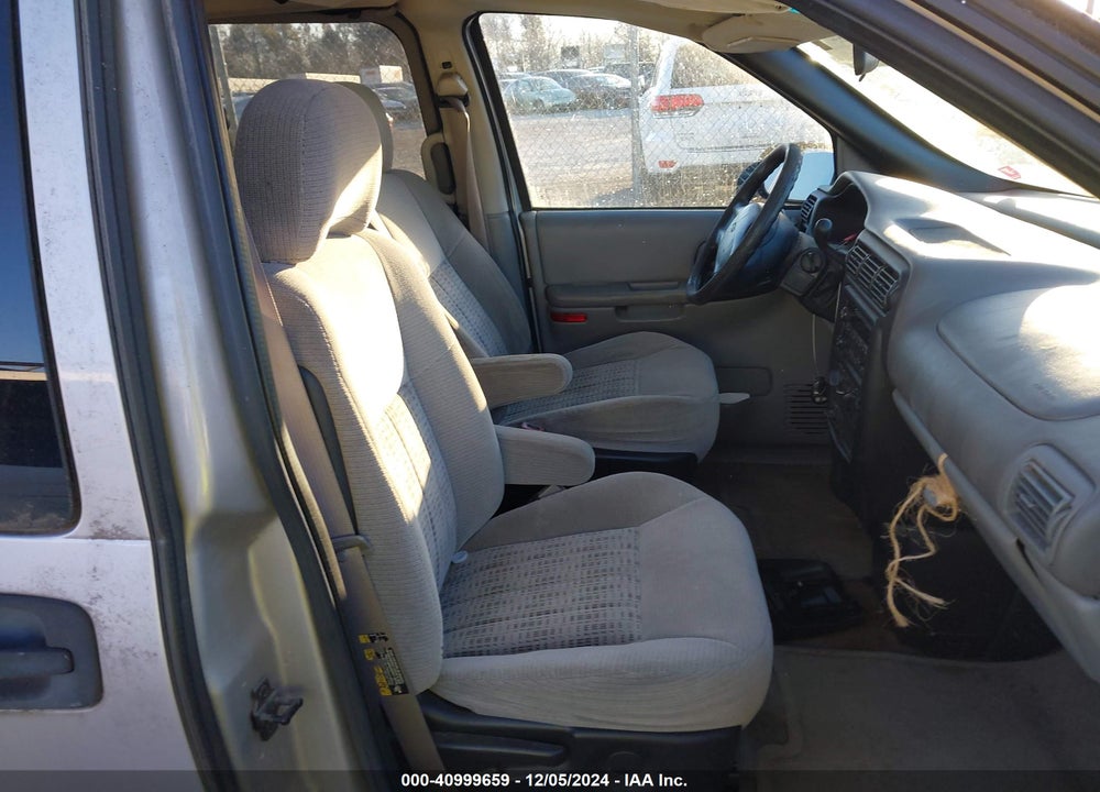 2004 CHEVROLET VENTURE LS VIN: 1GNDX03EX4D157366