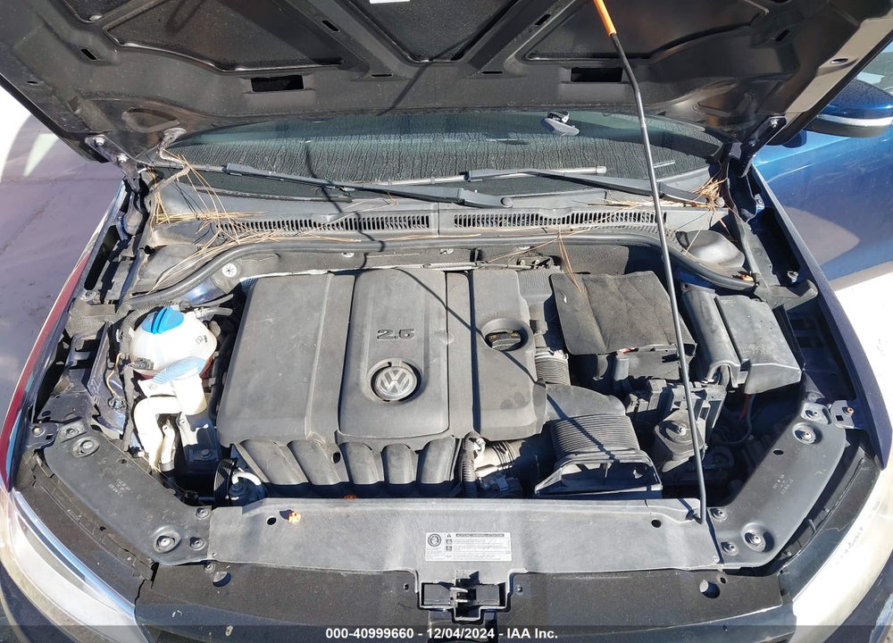 2012 VOLKSWAGEN JETTA 2.5L SE VIN: 3VWDX7AJ1CM061904