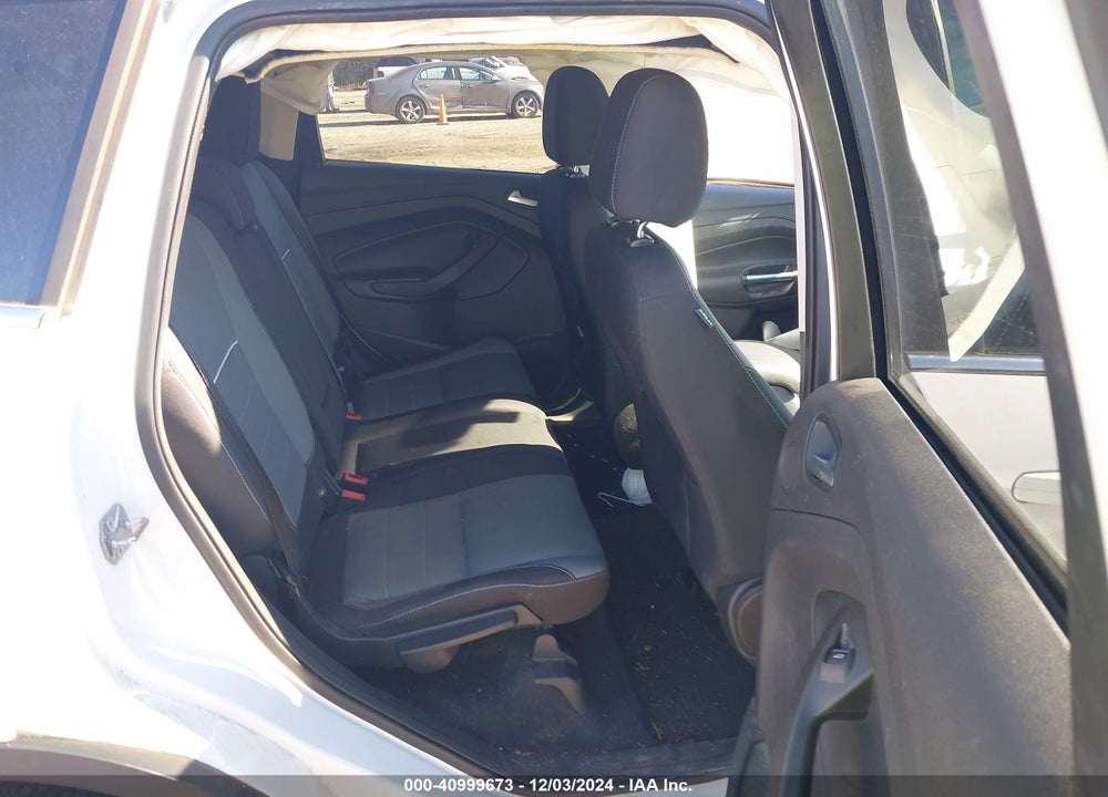 2015 FORD ESCAPE SE VIN: 1FMCU0GXXFUA99654