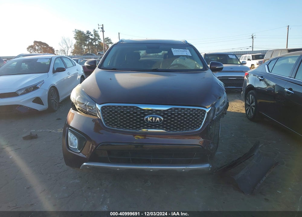 2016 KIA SORENTO 3.3L SX VIN: 5XYPKDA59GG008113