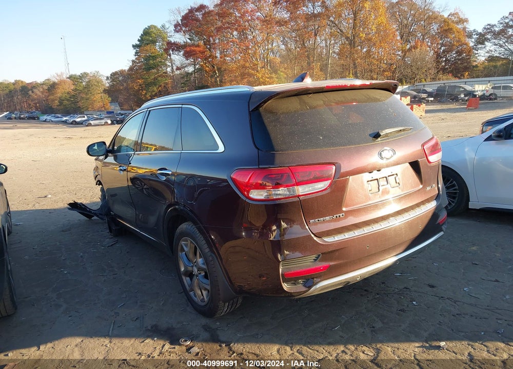2016 KIA SORENTO 3.3L SX VIN: 5XYPKDA59GG008113
