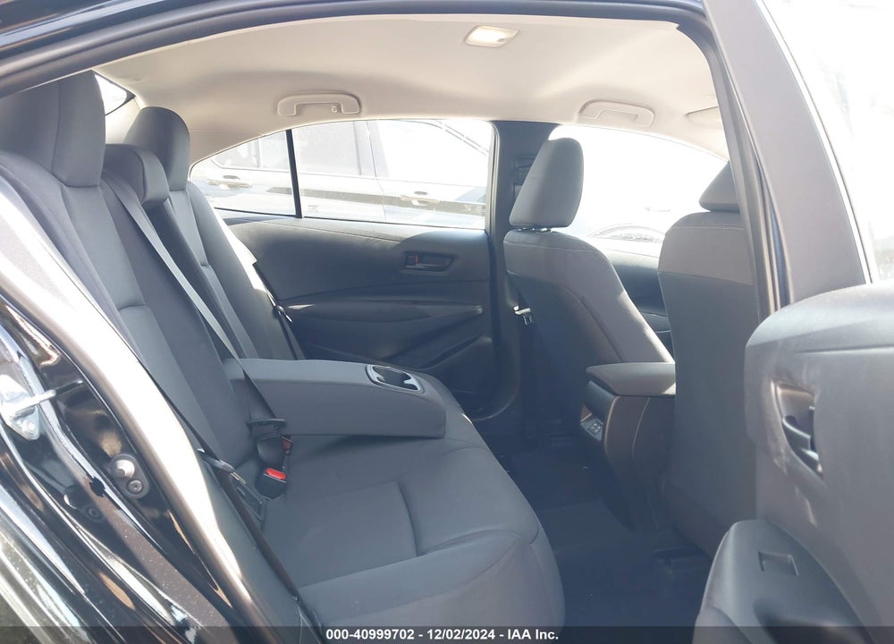 2025 TOYOTA COROLLA LE VIN: 5YFB4MDE0SP247540