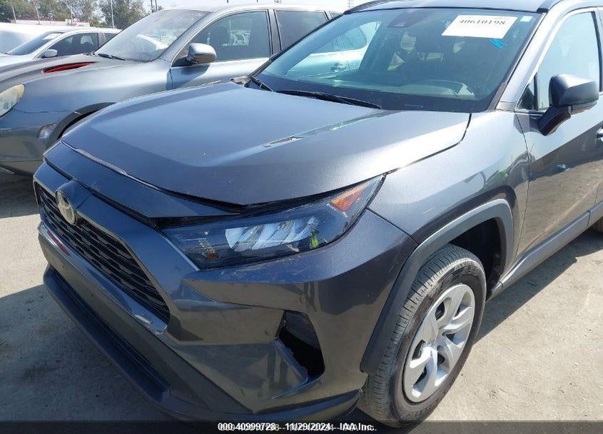 2021 TOYOTA RAV4 LE VIN: 2T3H1RFV9MW136118