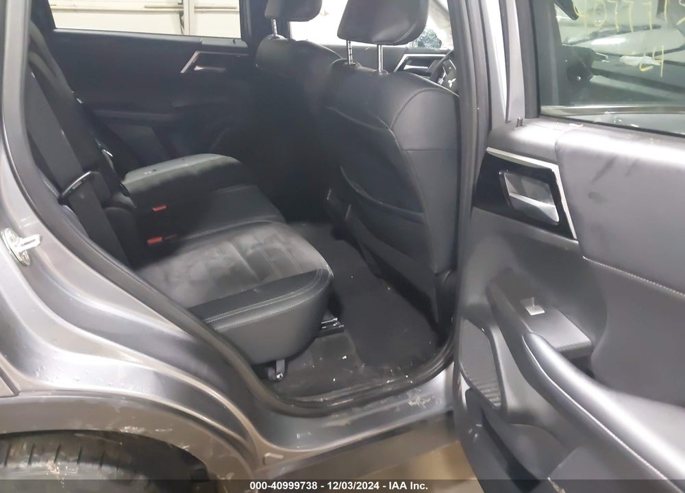 2024 MITSUBISHI OUTLANDER SE 2.5 VIN: JA4J4VA83RZ015525