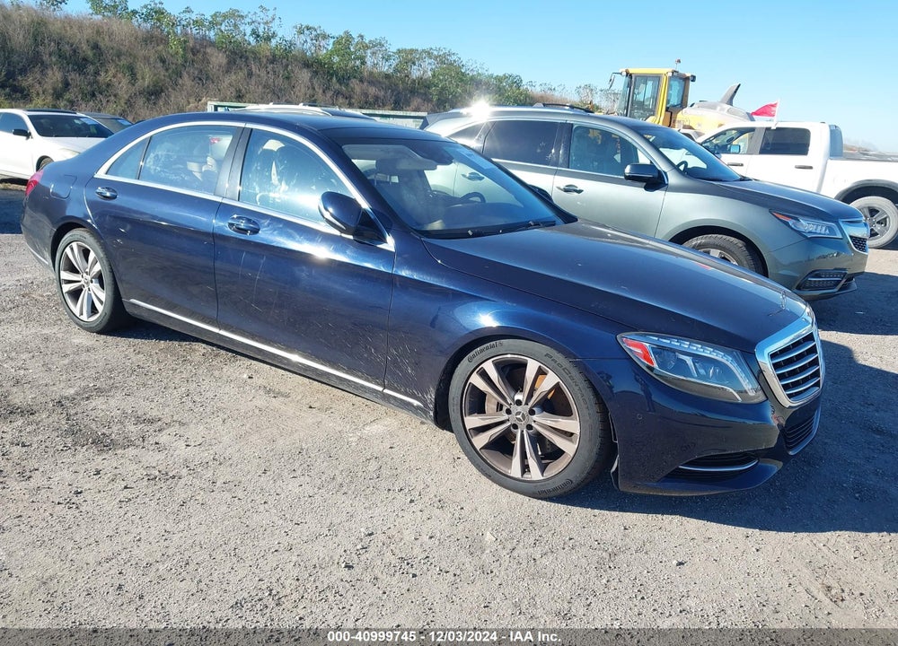 2017 MERCEDES-BENZ S 550 4MATIC VIN: WDDUG8FB2HA322753