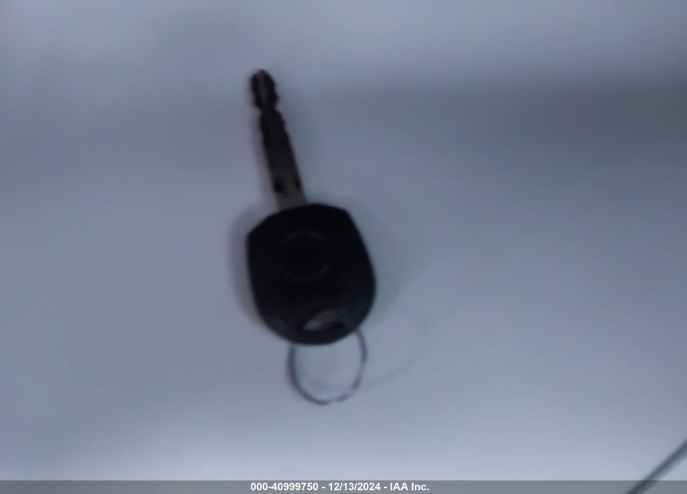 2009 TOYOTA COROLLA LE VIN: JTDBL40E29J019160