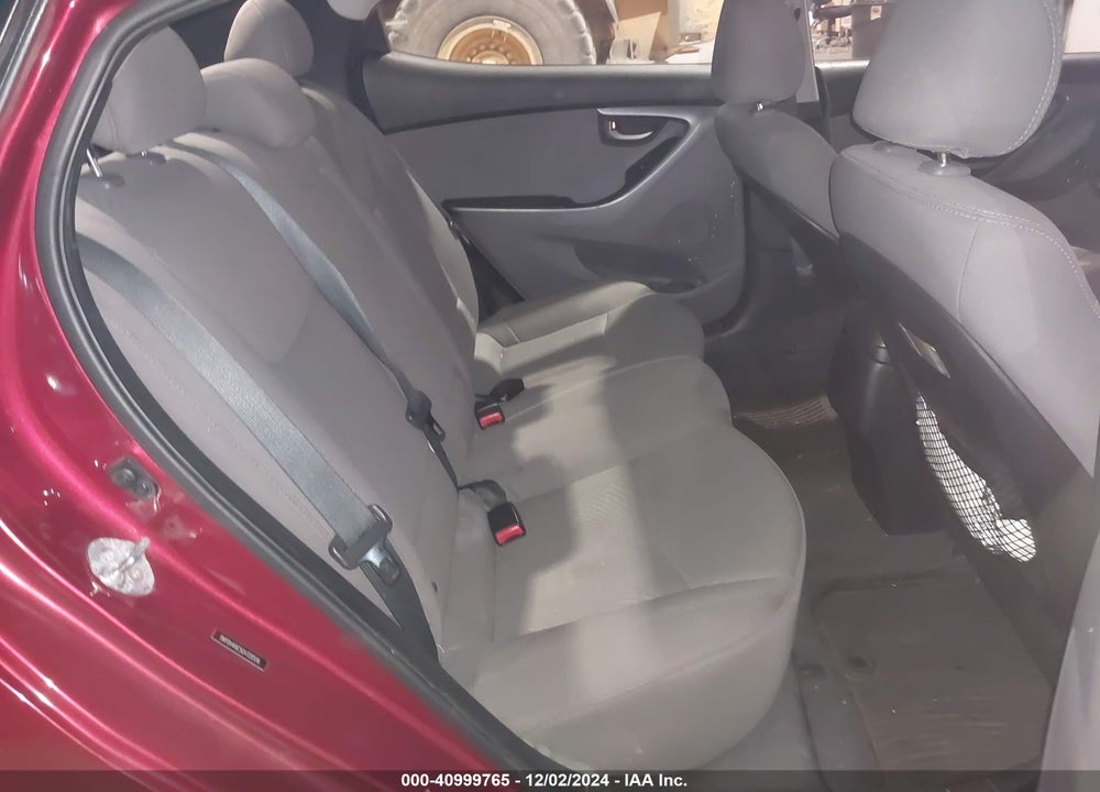 2016 HYUNDAI ELANTRA SE VIN: 5NPDH4AE5GH720516