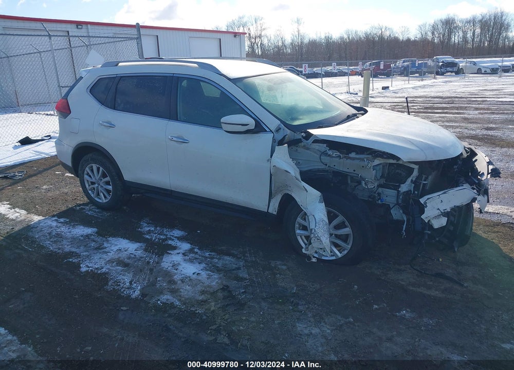 2017 NISSAN ROGUE SV VIN: 5N1AT2MV8HC878102