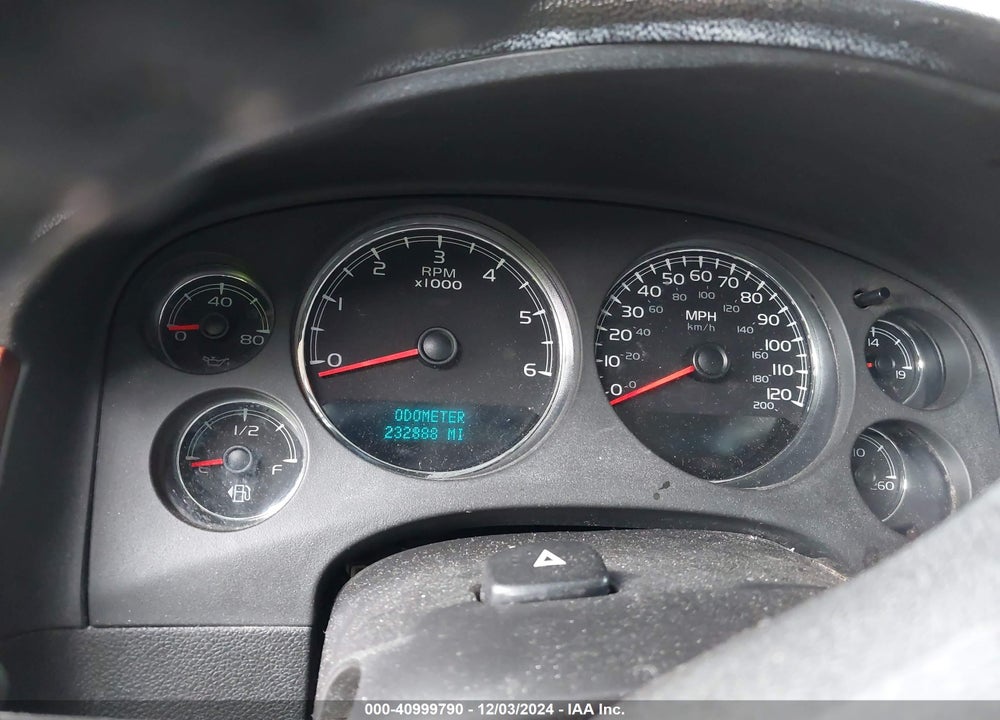 2010 CHEVROLET TAHOE LTZ VIN: 1GNUKCE03AR182870