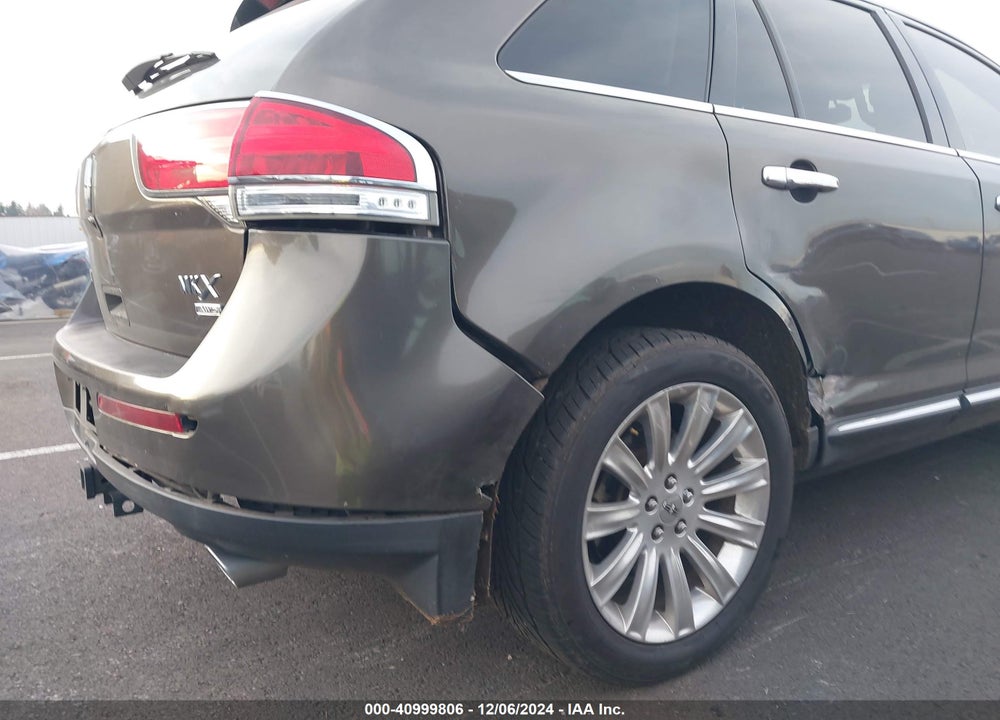 2011 LINCOLN MKX VIN: 2LMDJ8JK8BBJ07182