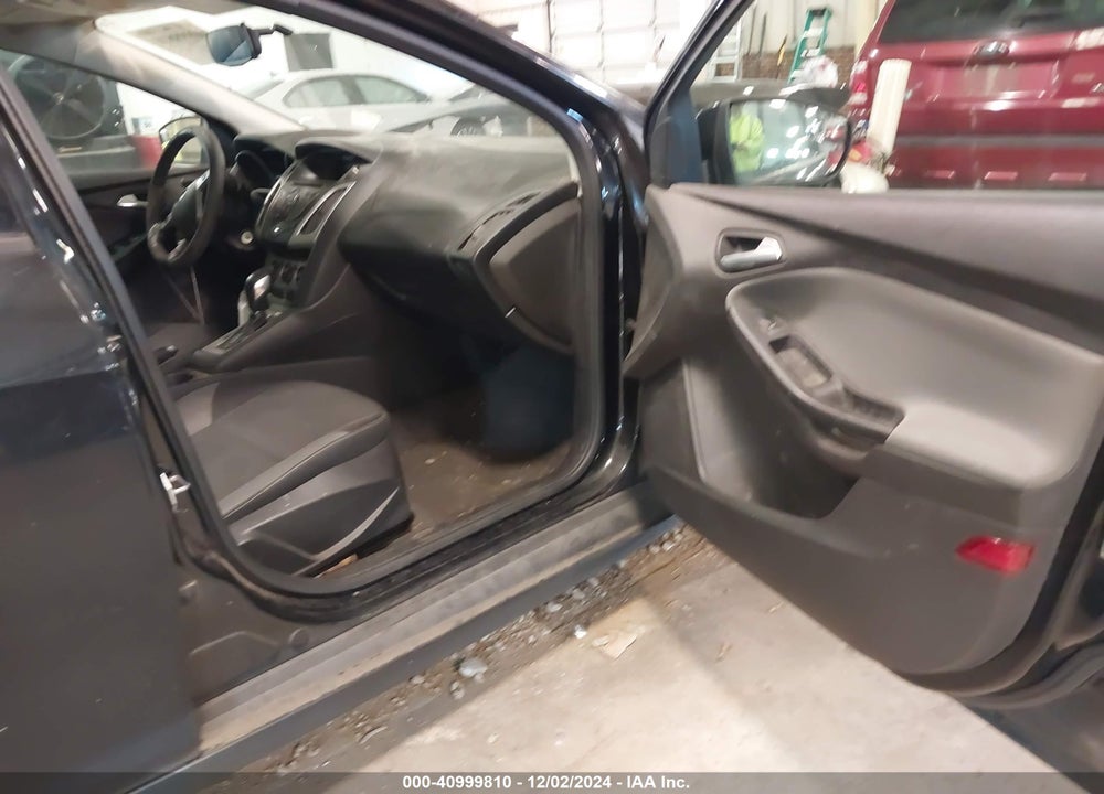 2014 FORD FOCUS SE VIN: 1FADP3F20EL238479