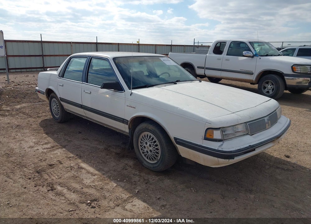 1989 OLDSMOBILE CUTLASS CIERA VIN: 2G3AJ51N0K2372352