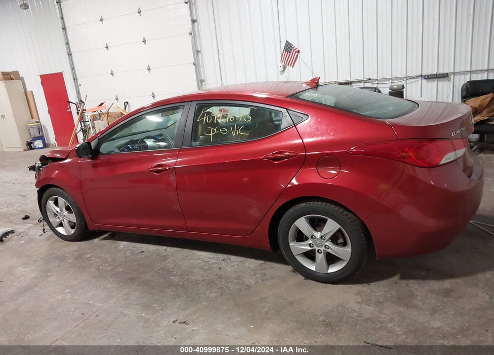 2013 HYUNDAI ELANTRA VIN: 5NPDH4AE2DH326211