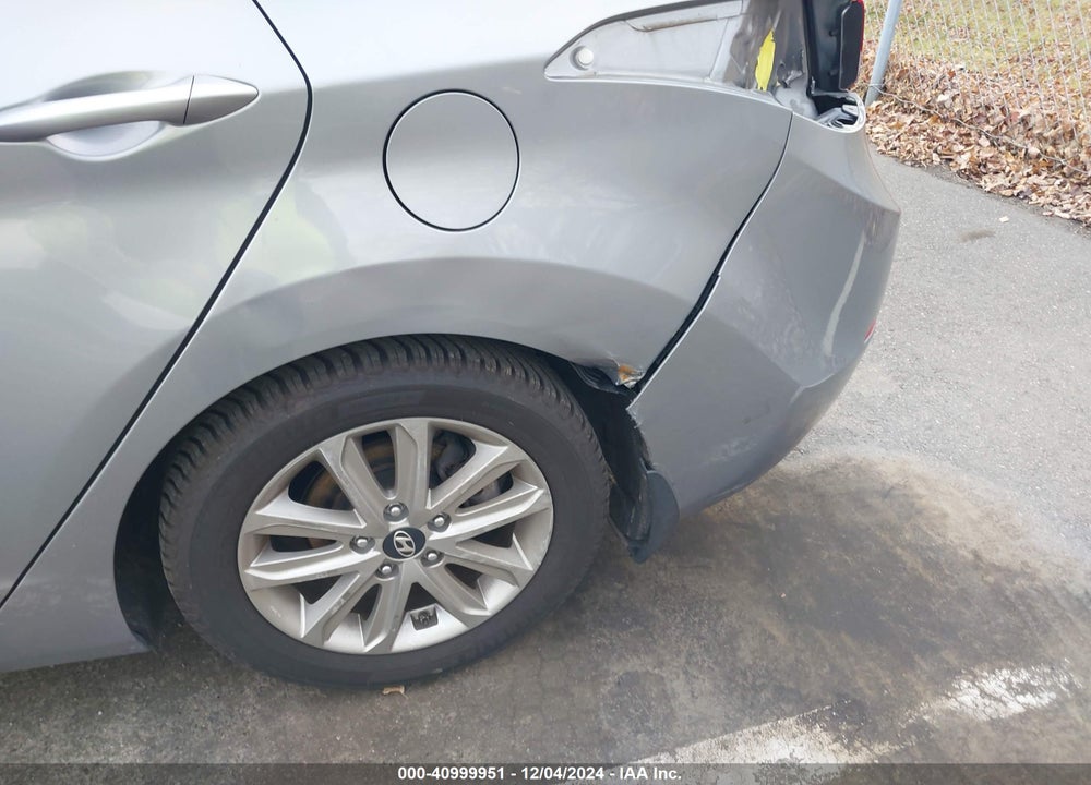 2015 HYUNDAI ELANTRA SE VIN: KMHDH4AE1FU453746