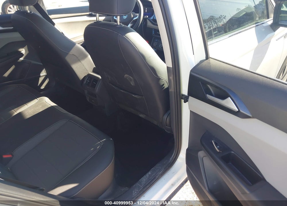 2022 VOLKSWAGEN TAOS 1.5T SE VIN: 3VVLX7B24NM068923