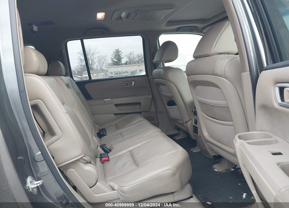 2009 HONDA PILOT EX-L VIN: 5FNYF48699B008212